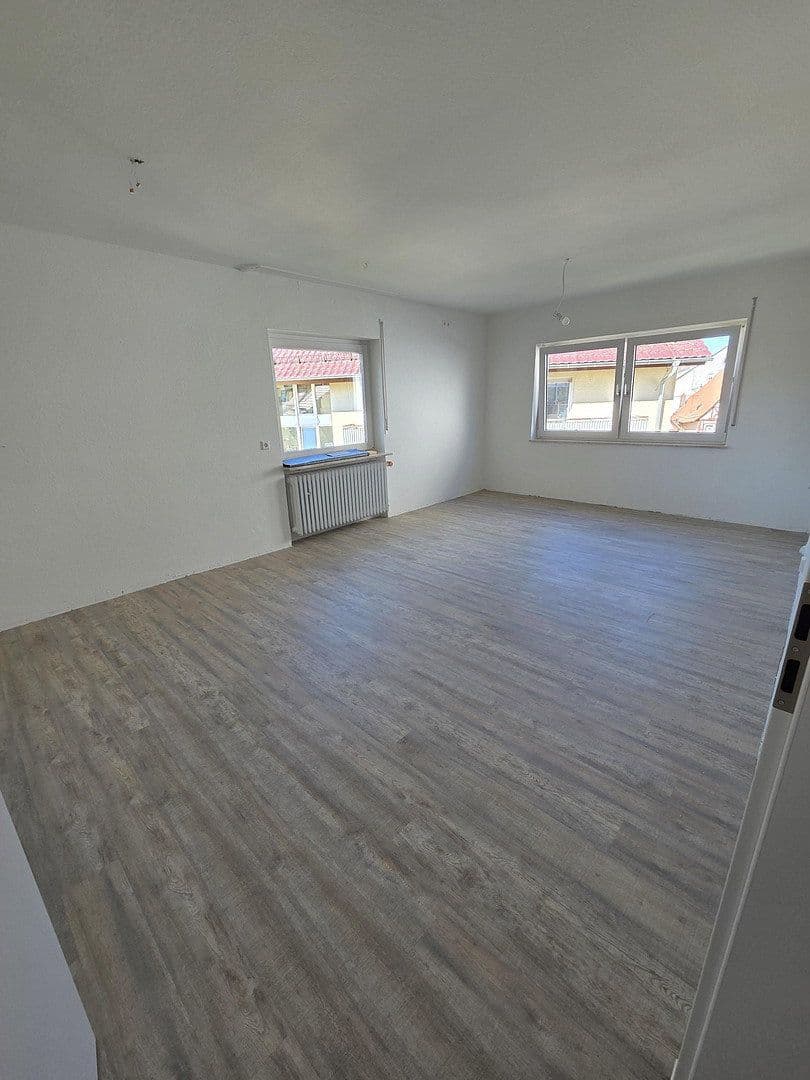 Prenájom bytu 3-izbový 112 m², Linsengasse 6, Buchen (Odenwald), Bádensko-Wurttembersko Prenájom bytu 3-izbový 112 m², Linsengasse 6, Buchen (Odenwald), Bádensko-Wurttembersko