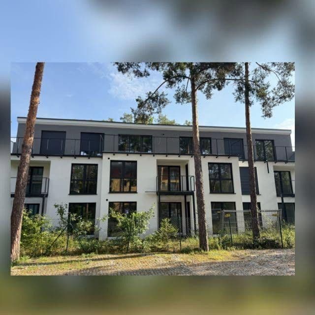 Prenájom bytu 3-izbový 118 m², Waldhornweg 47, Potsdam, Brandenbursko Prenájom bytu 3-izbový 118 m², Waldhornweg 47, Potsdam, Brandenbursko
