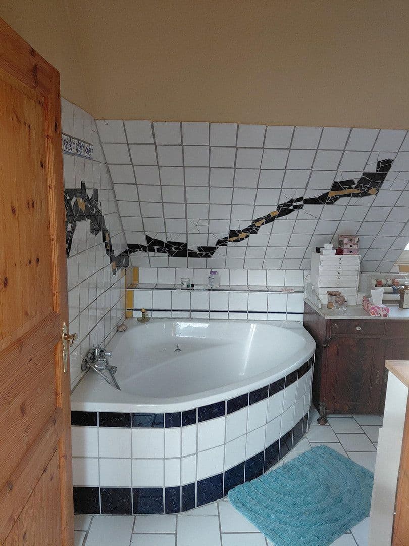 Predaj domu 160 m², pozemok 633 m², Hauptstr. 14, Oranienburg, Brandenbursko Predaj domu 160 m², pozemok 633 m², Hauptstr. 14, Oranienburg, Brandenbursko