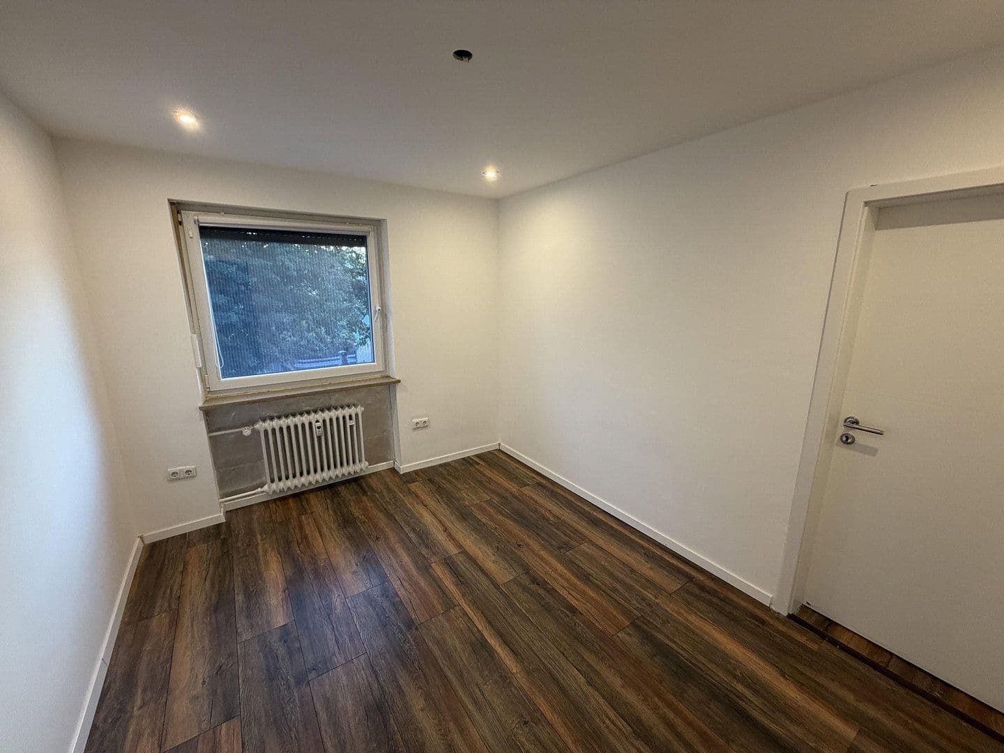 Prenájom bytu 4-izbový 101 m², Nürnberg, Bavorsko Prenájom bytu 4-izbový 101 m², Nürnberg, Bavorsko