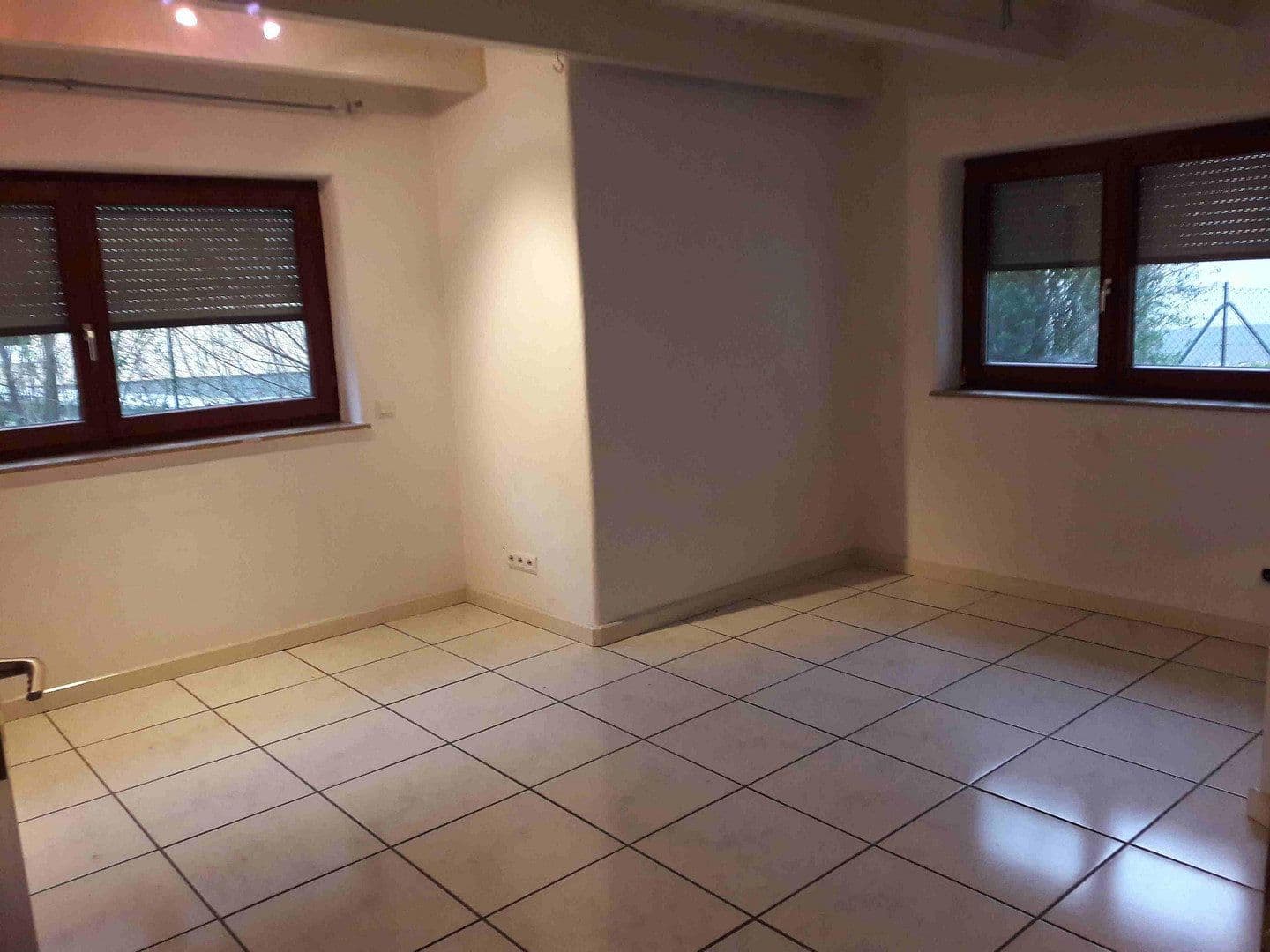 Prenájom kancelárie 171 m², Bremer Str. 4, Leimen, Bádensko-Wurttembersko Prenájom kancelárie 171 m², Bremer Str. 4, Leimen, Bádensko-Wurttembersko