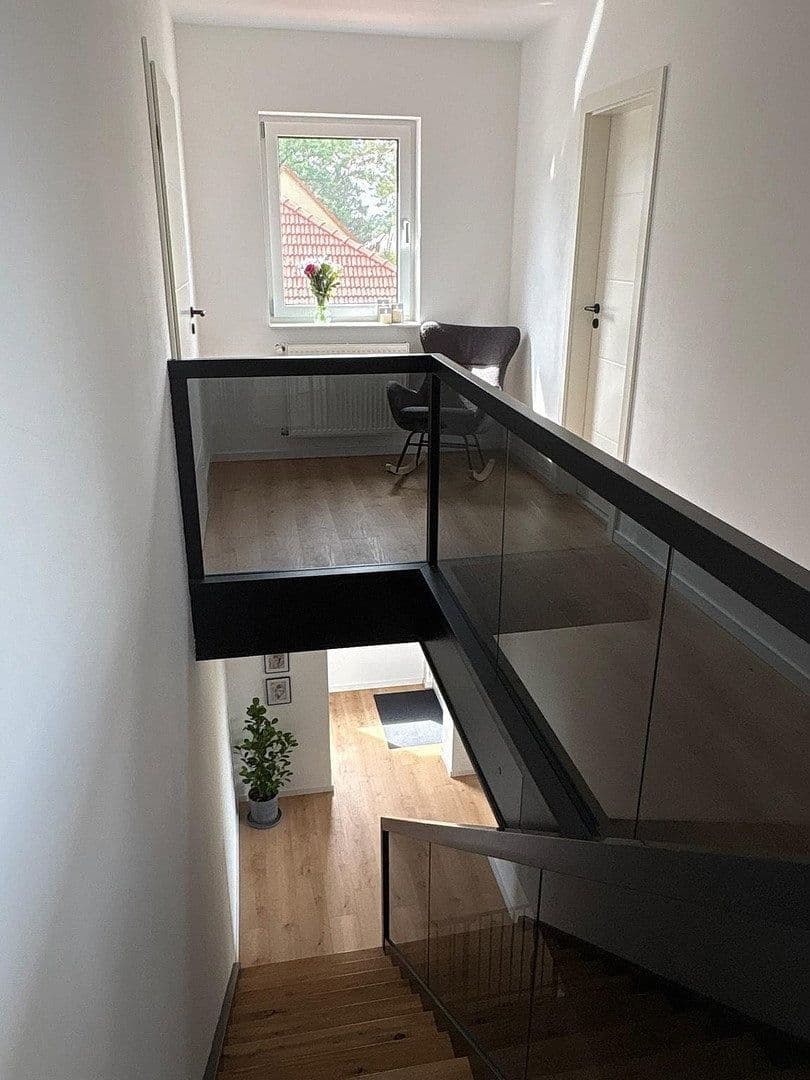 Predaj domu 138 m², pozemok 1.077 m², Schulzendorf, Brandenbursko Predaj domu 138 m², pozemok 1.077 m², Schulzendorf, Brandenbursko