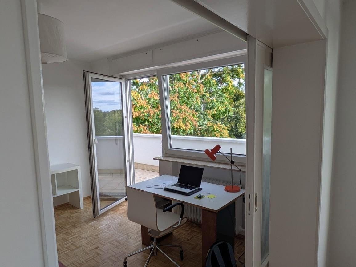 Prenájom bytu 4-izbový 90 m², Wiesbaden, Hesensko Prenájom bytu 4-izbový 90 m², Wiesbaden, Hesensko