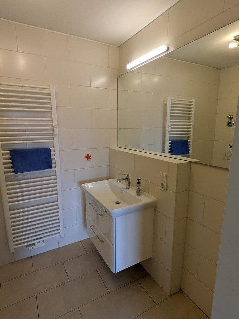 Prenájom bytu 4-izbový 90 m², Wiesbaden, Hesensko Prenájom bytu 4-izbový 90 m², Wiesbaden, Hesensko