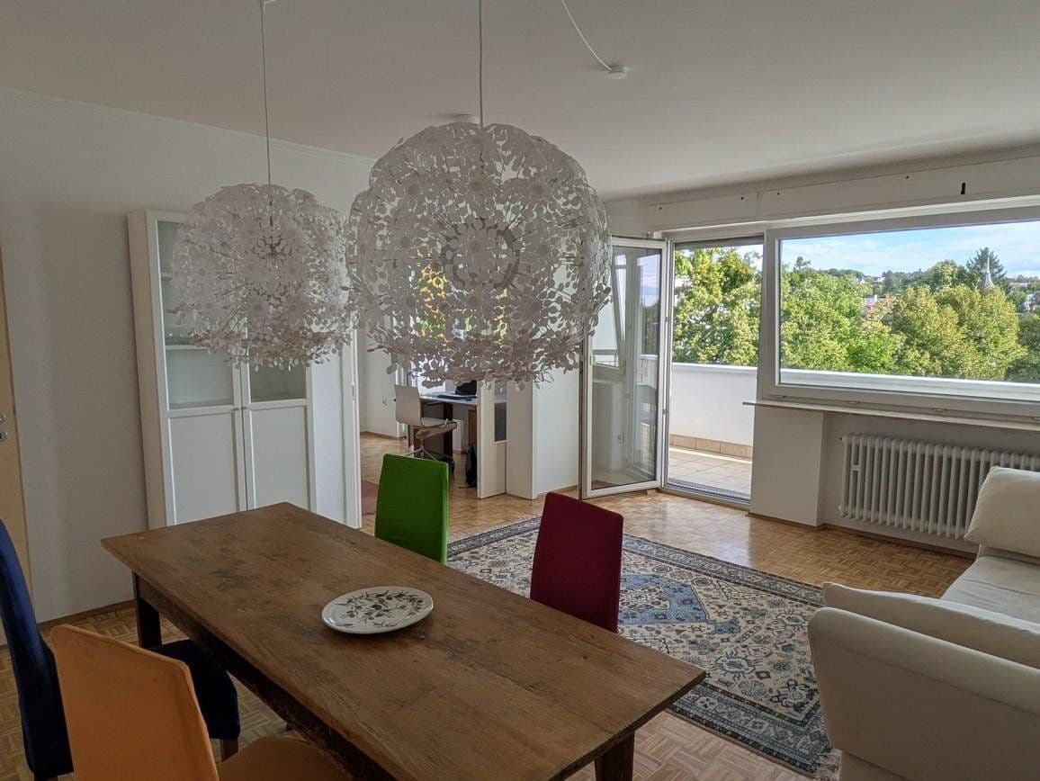 Prenájom bytu 4-izbový 90 m², Wiesbaden, Hesensko Prenájom bytu 4-izbový 90 m², Wiesbaden, Hesensko