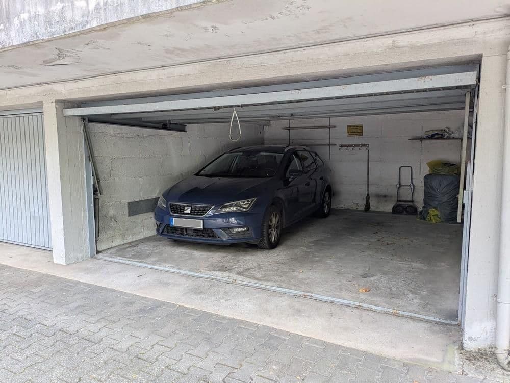 Prenájom bytu 4-izbový 90 m², Wiesbaden, Hesensko Prenájom bytu 4-izbový 90 m², Wiesbaden, Hesensko