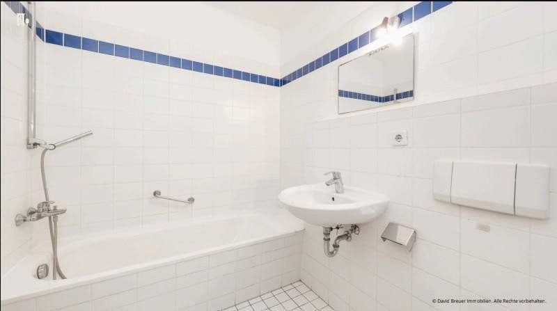 Prenájom bytu 2-izbový 67 m², Charlotte-E.-Pauly-Straße 36, Berlin, Berlín Prenájom bytu 2-izbový 67 m², Charlotte-E.-Pauly-Straße 36, Berlin, Berlín