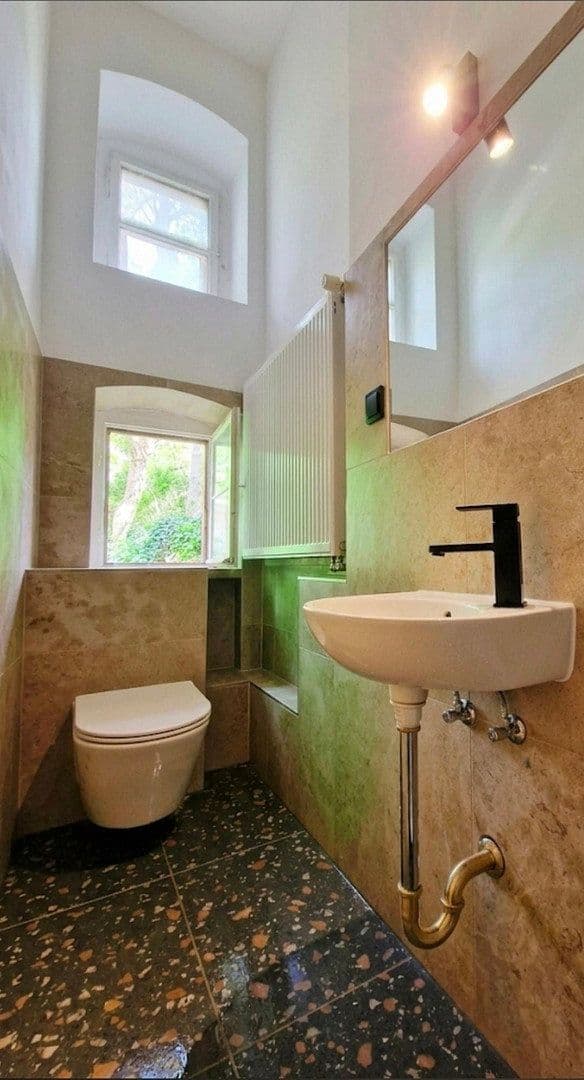 Predaj bytu 4-izbový 85 m², Wilhelmstadt Berlin Spandau, Berlín Predaj bytu 4-izbový 85 m², Wilhelmstadt Berlin Spandau, Berlín