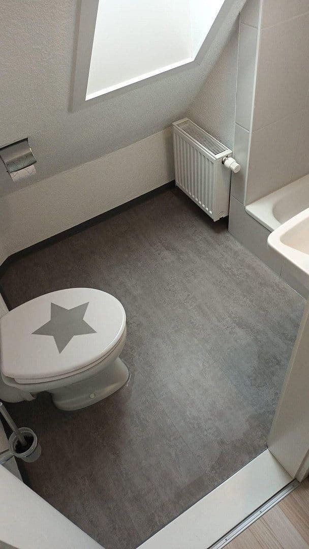 Predaj domu 127 m², pozemok 858 m², Neresheim, Bádensko-Wurttembersko Predaj domu 127 m², pozemok 858 m², Neresheim, Bádensko-Wurttembersko