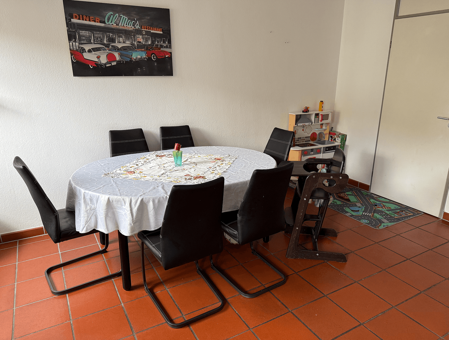 Predaj bytu 3-izbový 105 m², Hürth, Severné Porýnie - Westfálsko Predaj bytu 3-izbový 105 m², Hürth, Severné Porýnie - Westfálsko