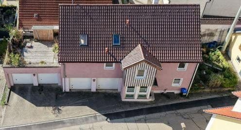 Predaj domu 189 m², pozemok 301 m², Merklingen, Bádensko-Wurttembersko Predaj domu 189 m², pozemok 301 m², Merklingen, Bádensko-Wurttembersko