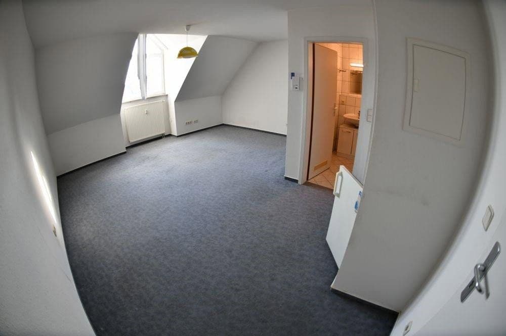 Prenájom bytu 1-izbový 29 m², Fürth, Bavorsko Prenájom bytu 1-izbový 29 m², Fürth, Bavorsko