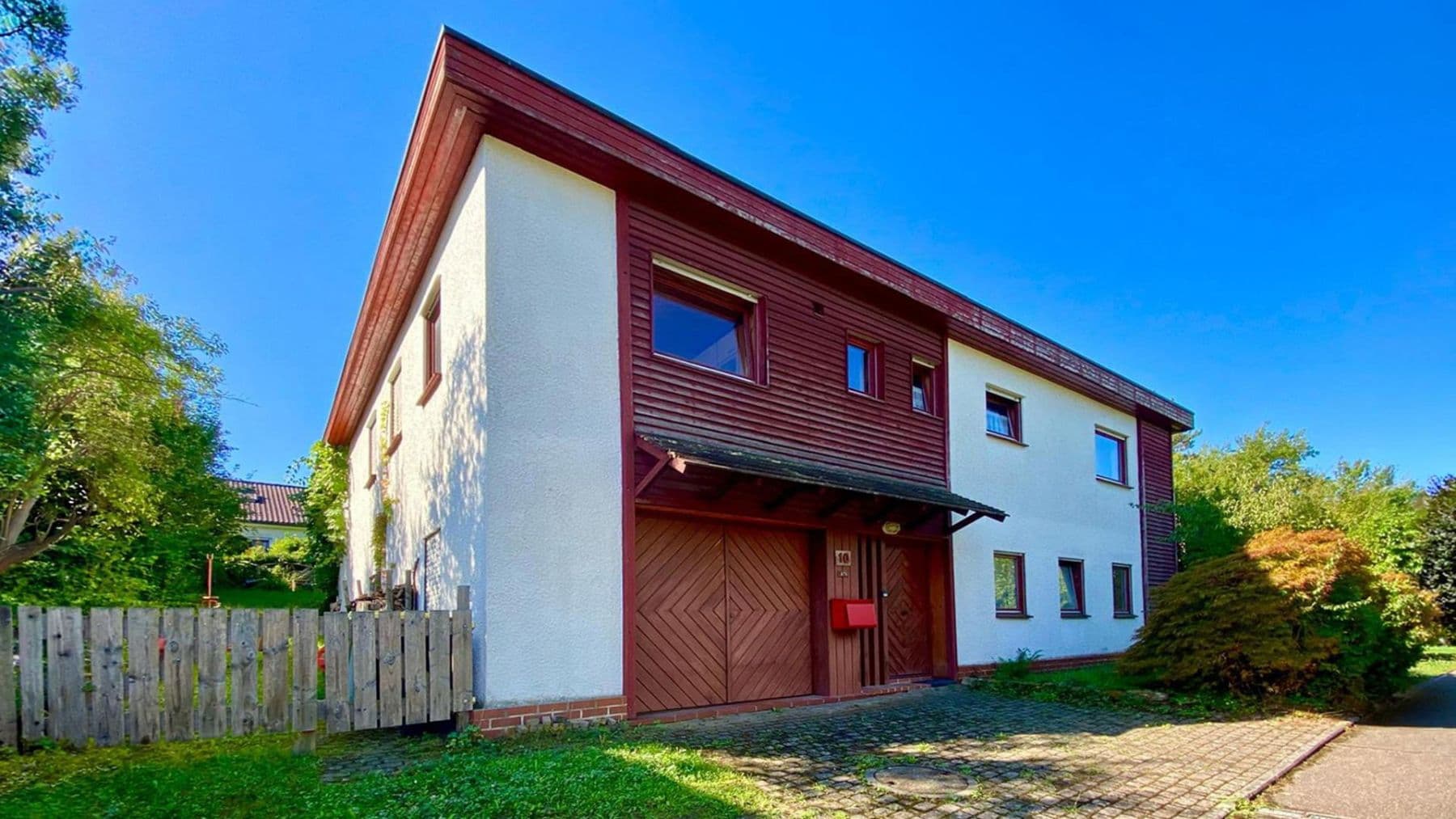 Predaj domu 196 m², pozemok 722 m², Pommernweg 10, Oberstenfeld, Bádensko-Wurttembersko Predaj domu 196 m², pozemok 722 m², Pommernweg 10, Oberstenfeld, Bádensko-Wurttembersko