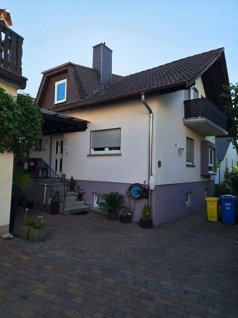 Predaj domu 90 m², pozemok 244 m², Bad Homburg vor der Höhe, Hesensko Predaj domu 90 m², pozemok 244 m², Bad Homburg vor der Höhe, Hesensko