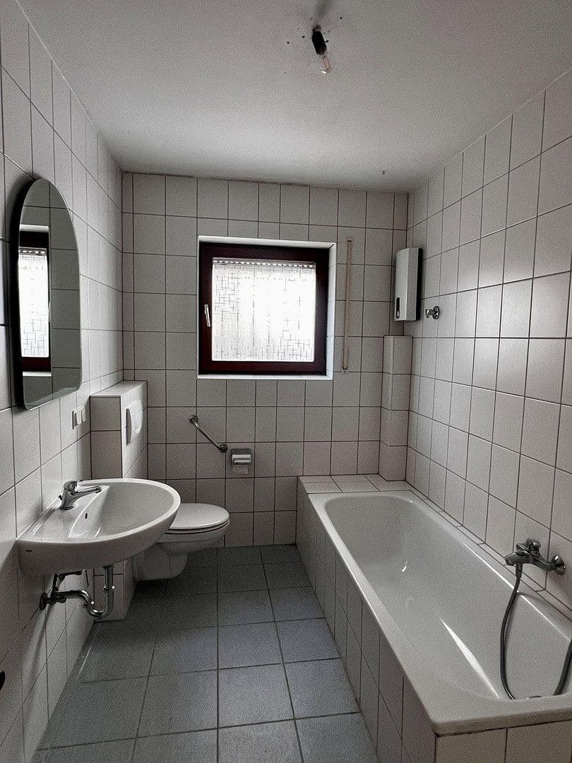 Prenájom domu 140 m², pozemok 345 m², Bad Schwalbach, Hesensko Prenájom domu 140 m², pozemok 345 m², Bad Schwalbach, Hesensko
