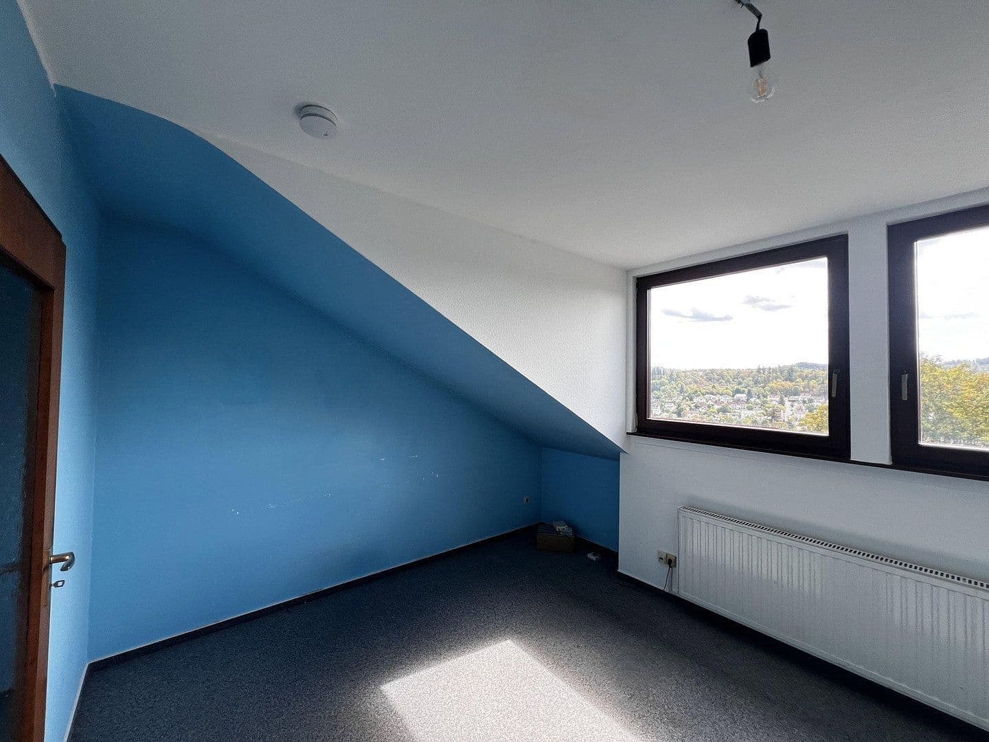 Prenájom domu 140 m², pozemok 345 m², Bad Schwalbach, Hesensko Prenájom domu 140 m², pozemok 345 m², Bad Schwalbach, Hesensko