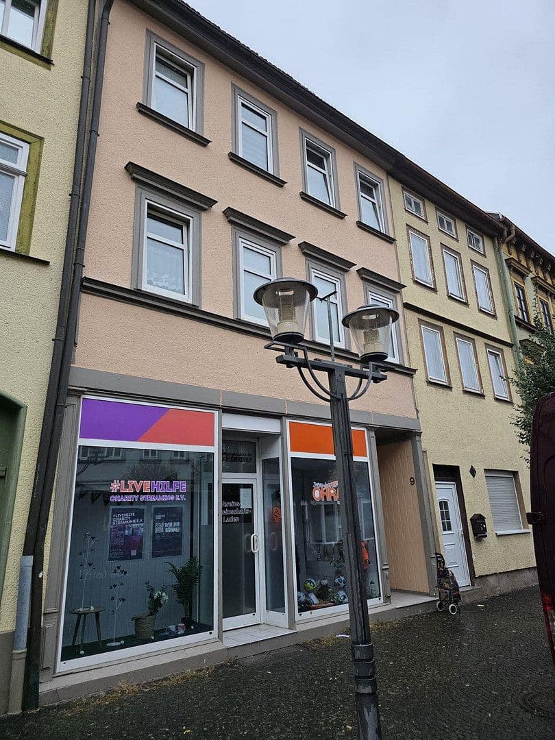 Predaj domu 380 m², pozemok 170 m², Marktstr. 9, Ohrdruf, Durínsko Predaj domu 380 m², pozemok 170 m², Marktstr. 9, Ohrdruf, Durínsko