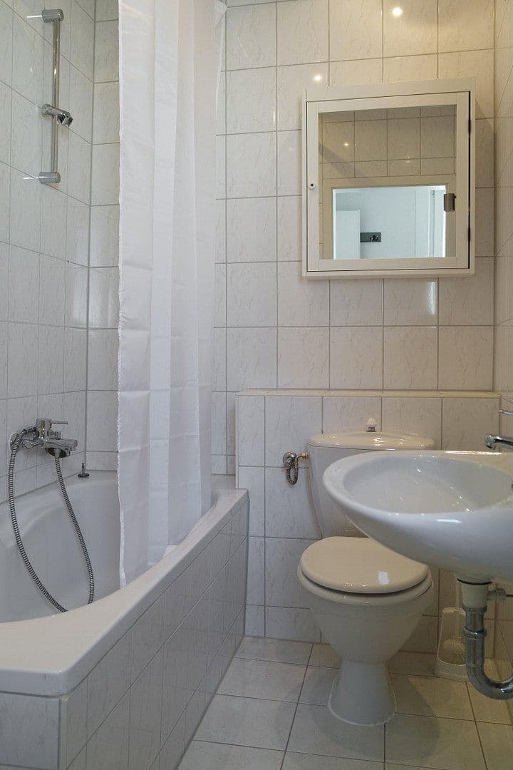 Predaj domu 380 m², pozemok 170 m², Marktstr. 9, Ohrdruf, Durínsko Predaj domu 380 m², pozemok 170 m², Marktstr. 9, Ohrdruf, Durínsko