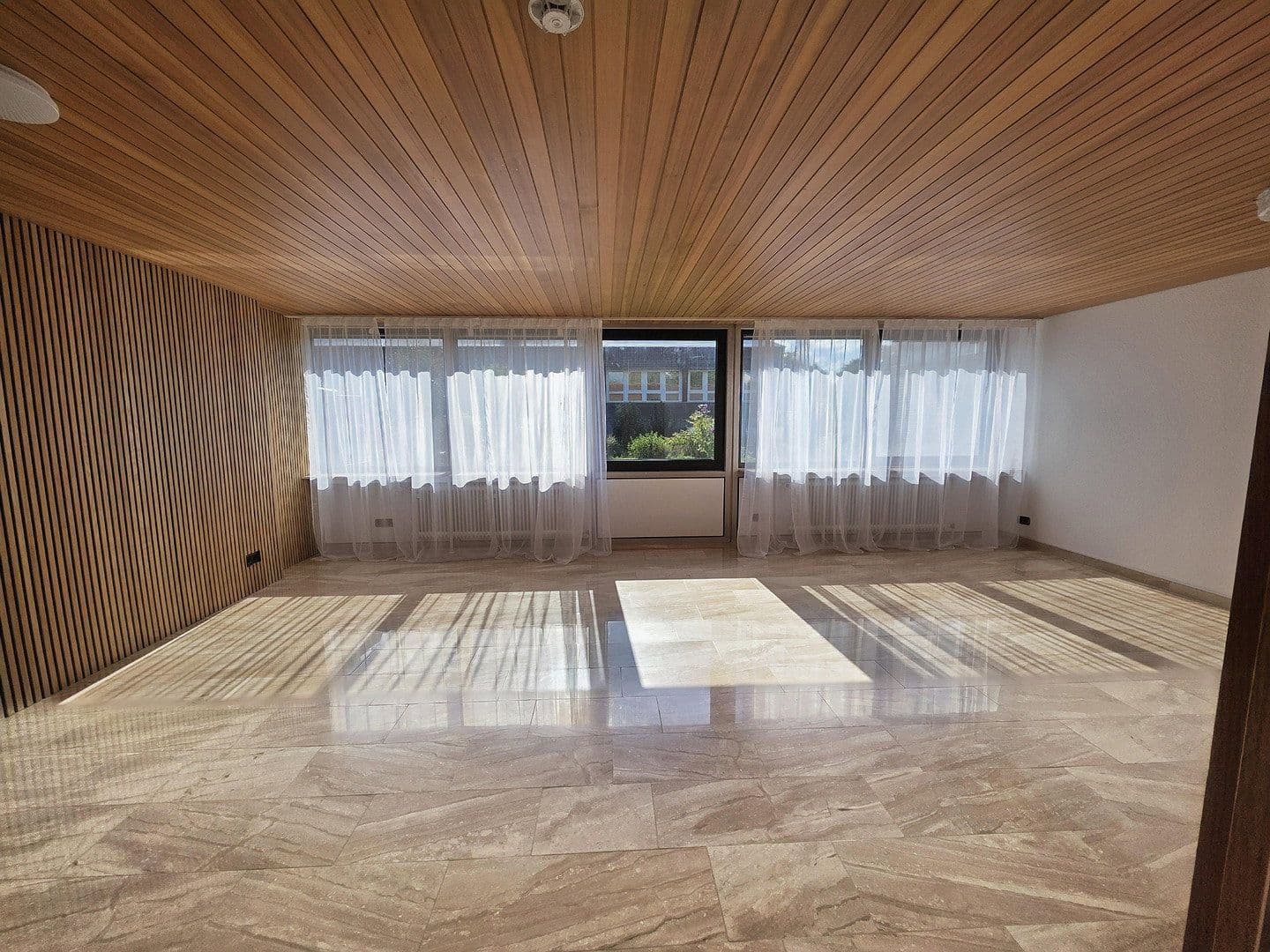 Prenájom bytu 18 m², Tübingen, Bádensko-Wurttembersko Prenájom bytu 18 m², Tübingen, Bádensko-Wurttembersko