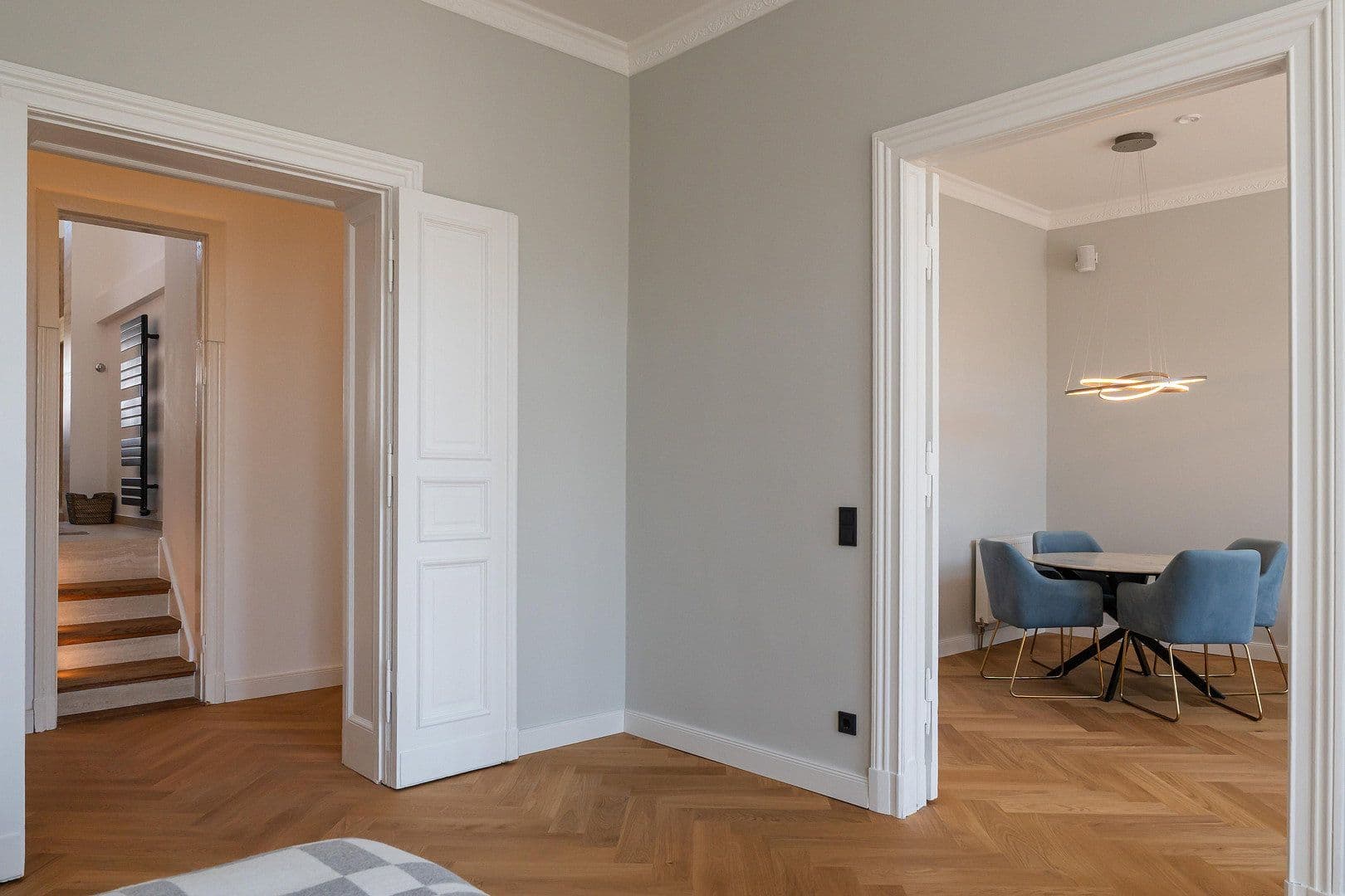 Predaj bytu 3-izbový 96 m², Berlin, Berlín Predaj bytu 3-izbový 96 m², Berlin, Berlín
