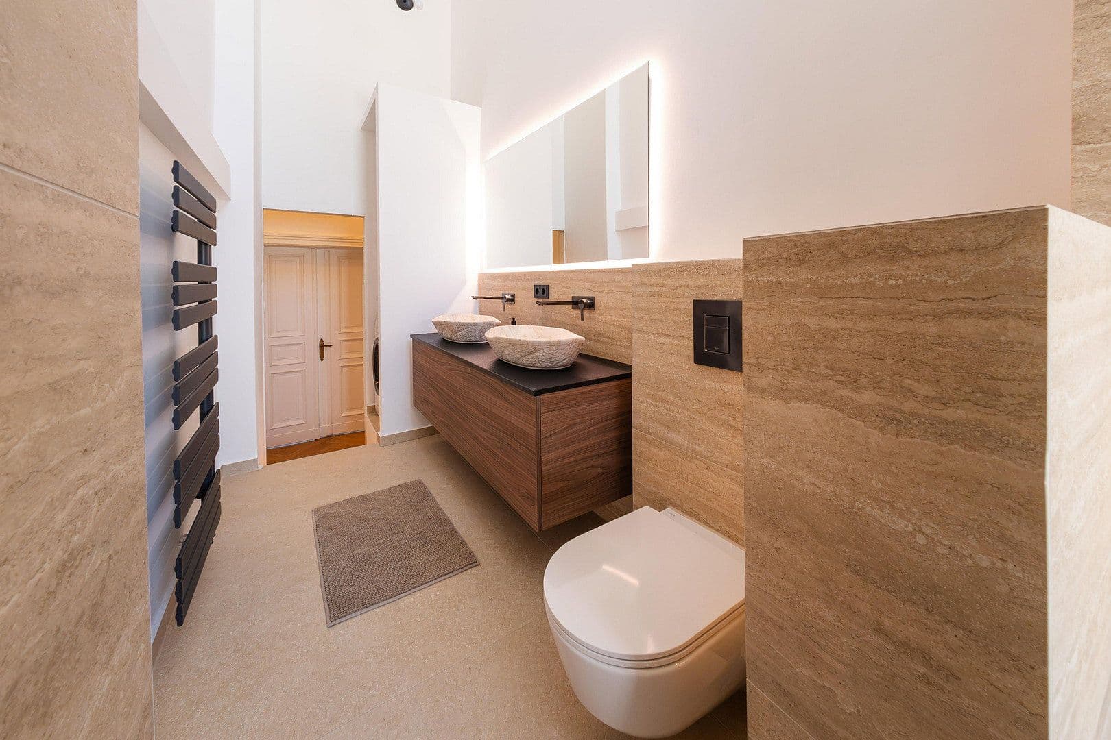 Predaj bytu 3-izbový 96 m², Berlin, Berlín Predaj bytu 3-izbový 96 m², Berlin, Berlín