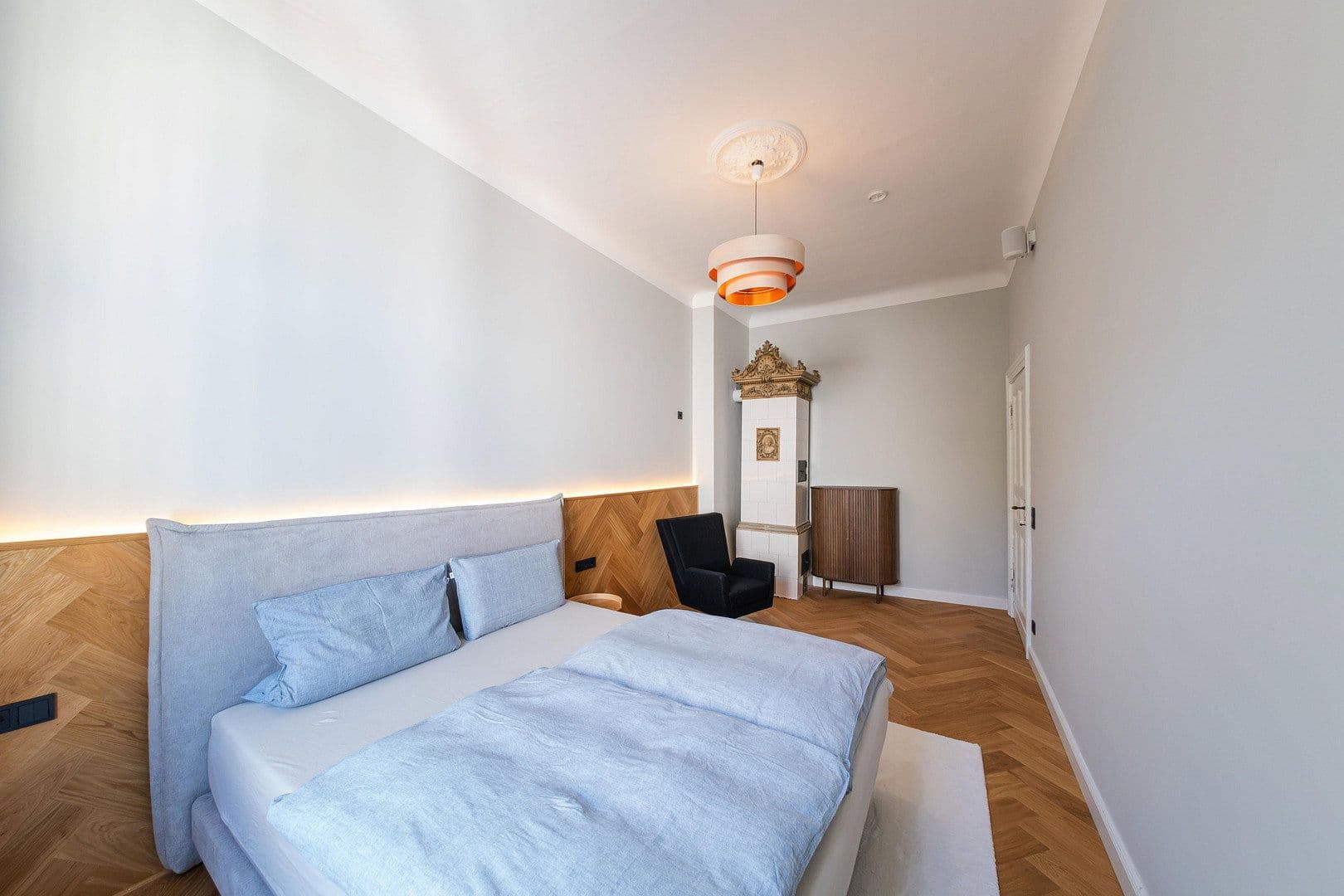 Predaj bytu 3-izbový 96 m², Berlin, Berlín Predaj bytu 3-izbový 96 m², Berlin, Berlín
