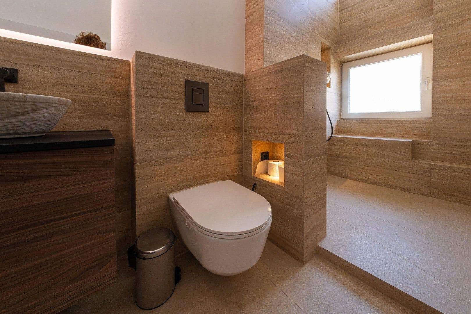 Predaj bytu 3-izbový 96 m², Berlin, Berlín Predaj bytu 3-izbový 96 m², Berlin, Berlín