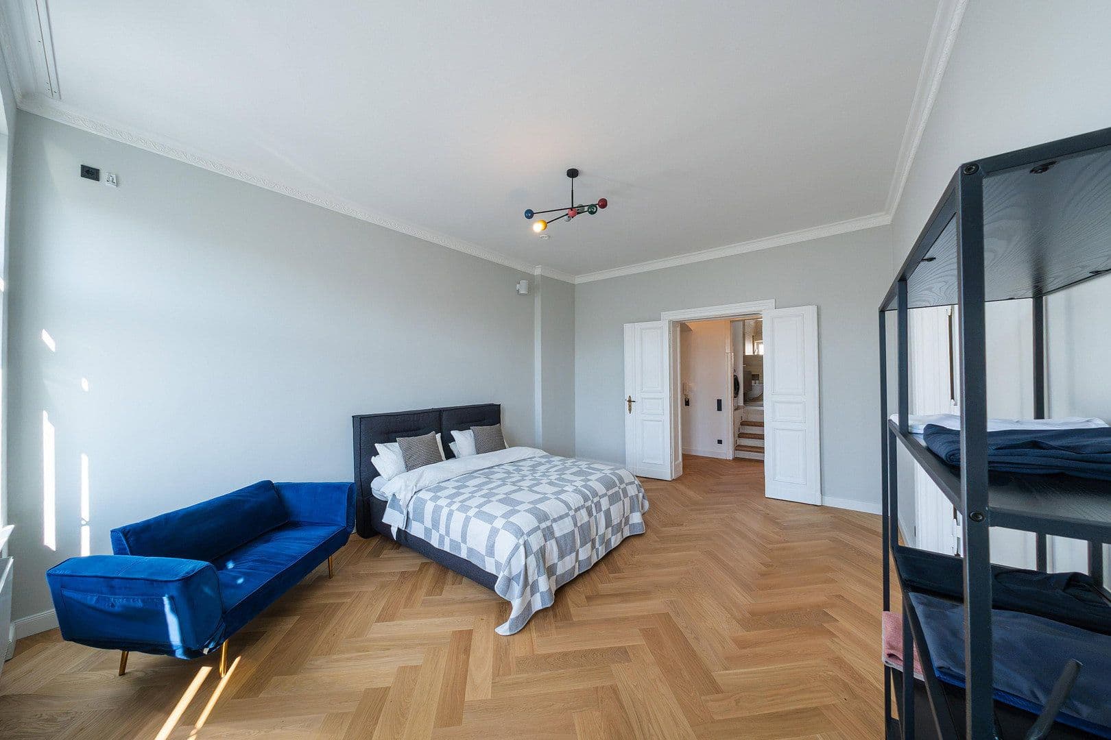 Predaj bytu 3-izbový 96 m², Berlin, Berlín Predaj bytu 3-izbový 96 m², Berlin, Berlín