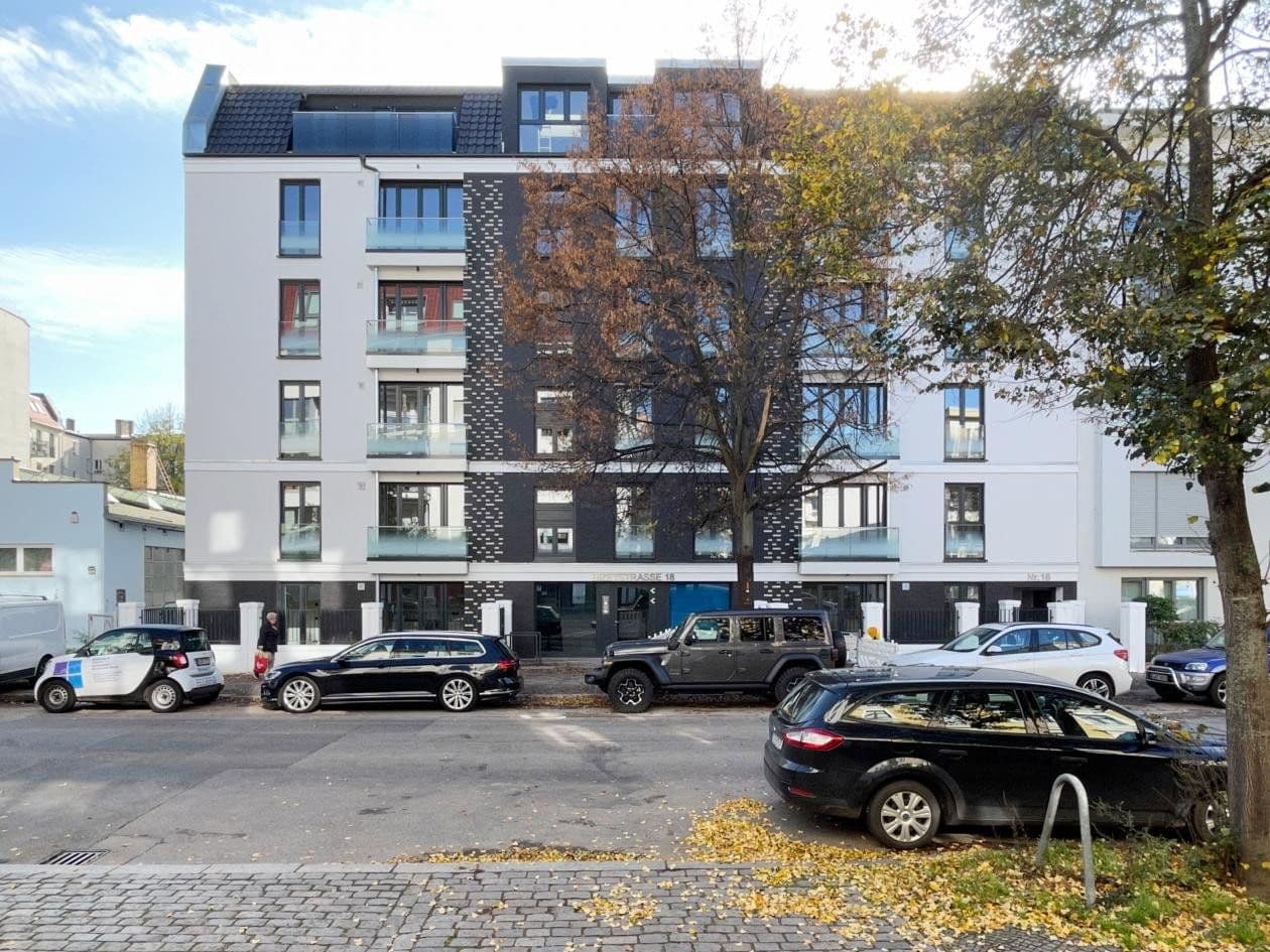 Prenájom bytu 2-izbový 45 m², Bizetstr. 18, Berlin, Berlín Prenájom bytu 2-izbový 45 m², Bizetstr. 18, Berlin, Berlín