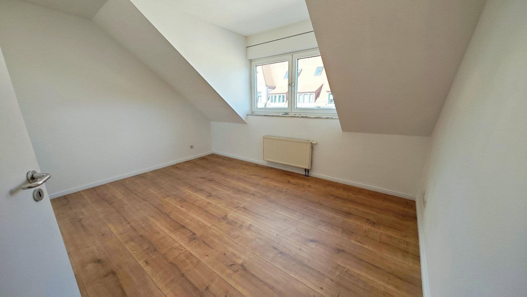 Predaj bytu 3-izbový 98 m², Schönbachstraße 88, Leipzig, Sasko Predaj bytu 3-izbový 98 m², Schönbachstraße 88, Leipzig, Sasko