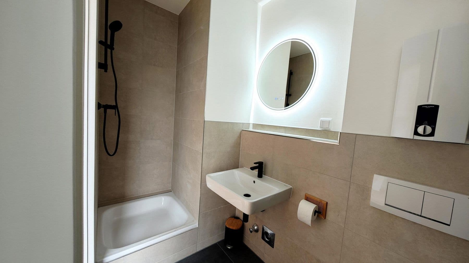 Predaj bytu 3-izbový 98 m², Schönbachstraße 88, Leipzig, Sasko Predaj bytu 3-izbový 98 m², Schönbachstraße 88, Leipzig, Sasko