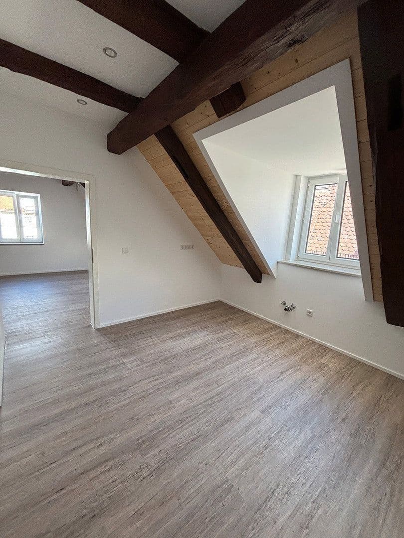 Prenájom bytu 3-izbový 120 m², Schrobenhausen, Bavorsko Prenájom bytu 3-izbový 120 m², Schrobenhausen, Bavorsko