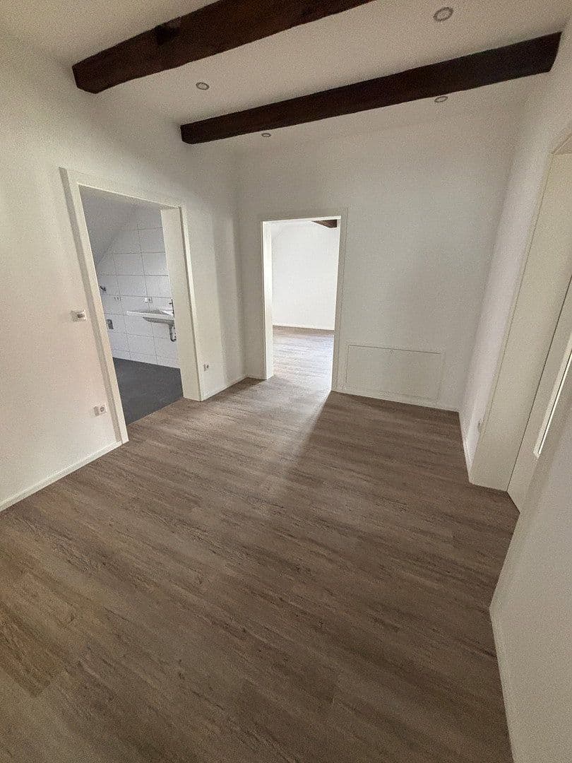 Prenájom bytu 3-izbový 120 m², Schrobenhausen, Bavorsko Prenájom bytu 3-izbový 120 m², Schrobenhausen, Bavorsko