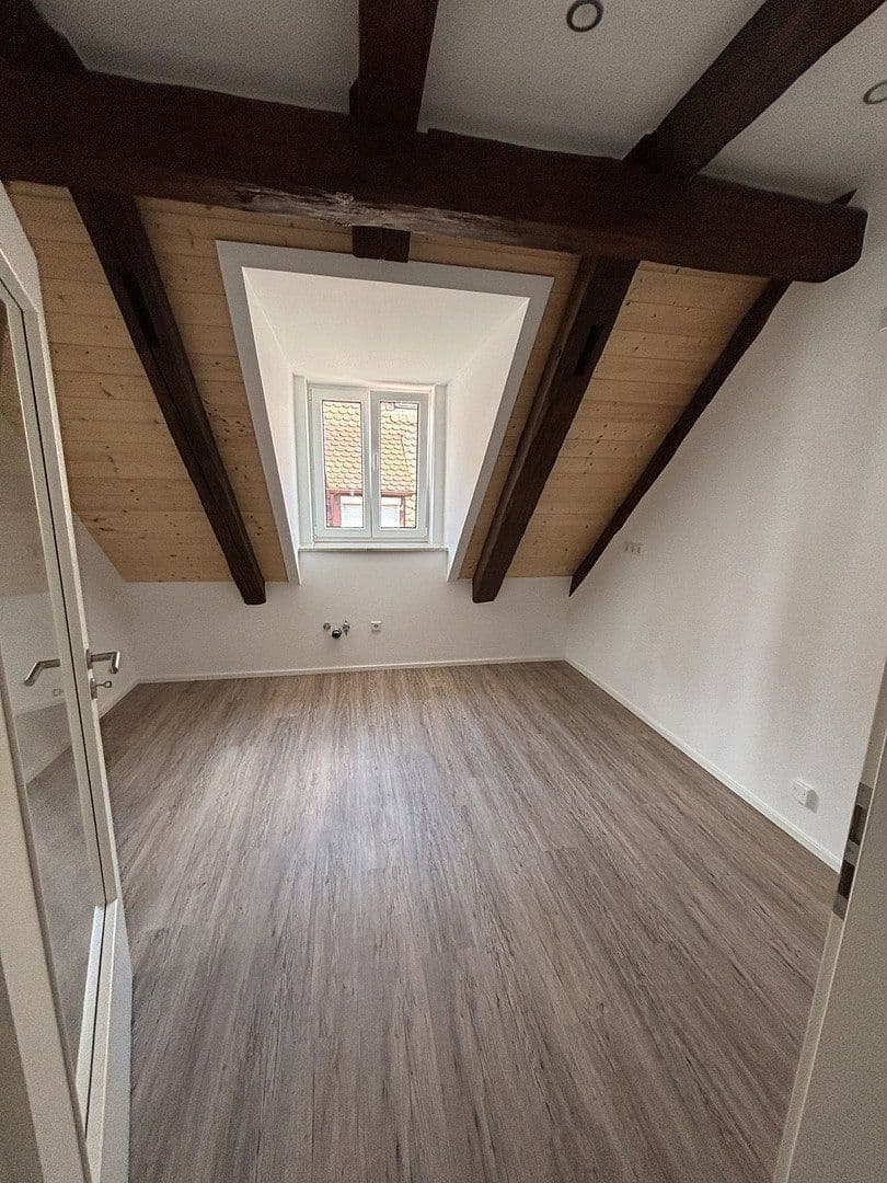 Prenájom bytu 3-izbový 120 m², Schrobenhausen, Bavorsko Prenájom bytu 3-izbový 120 m², Schrobenhausen, Bavorsko