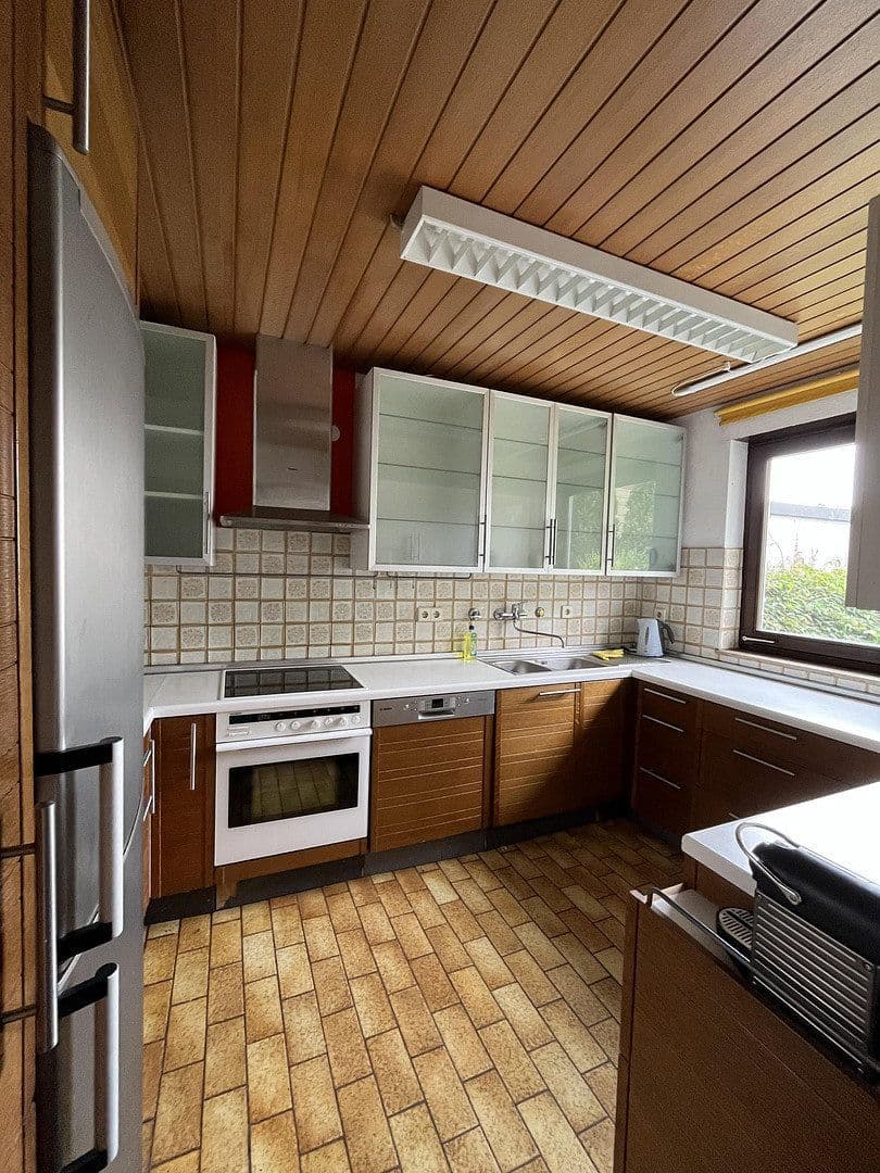 Predaj domu 152 m², pozemok 333 m², Leutenbach, Bádensko-Wurttembersko Predaj domu 152 m², pozemok 333 m², Leutenbach, Bádensko-Wurttembersko