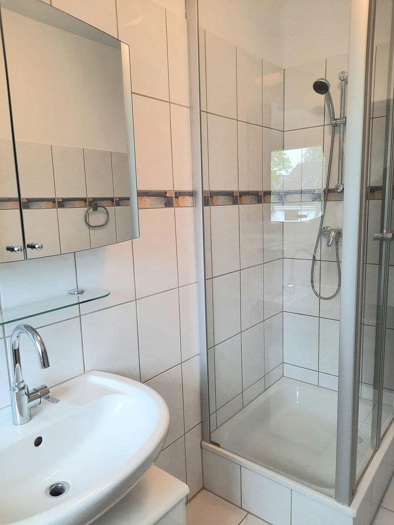 Prenájom bytu 2-izbový 71 m², Düsseldorf, Severné Porýnie - Westfálsko Prenájom bytu 2-izbový 71 m², Düsseldorf, Severné Porýnie - Westfálsko