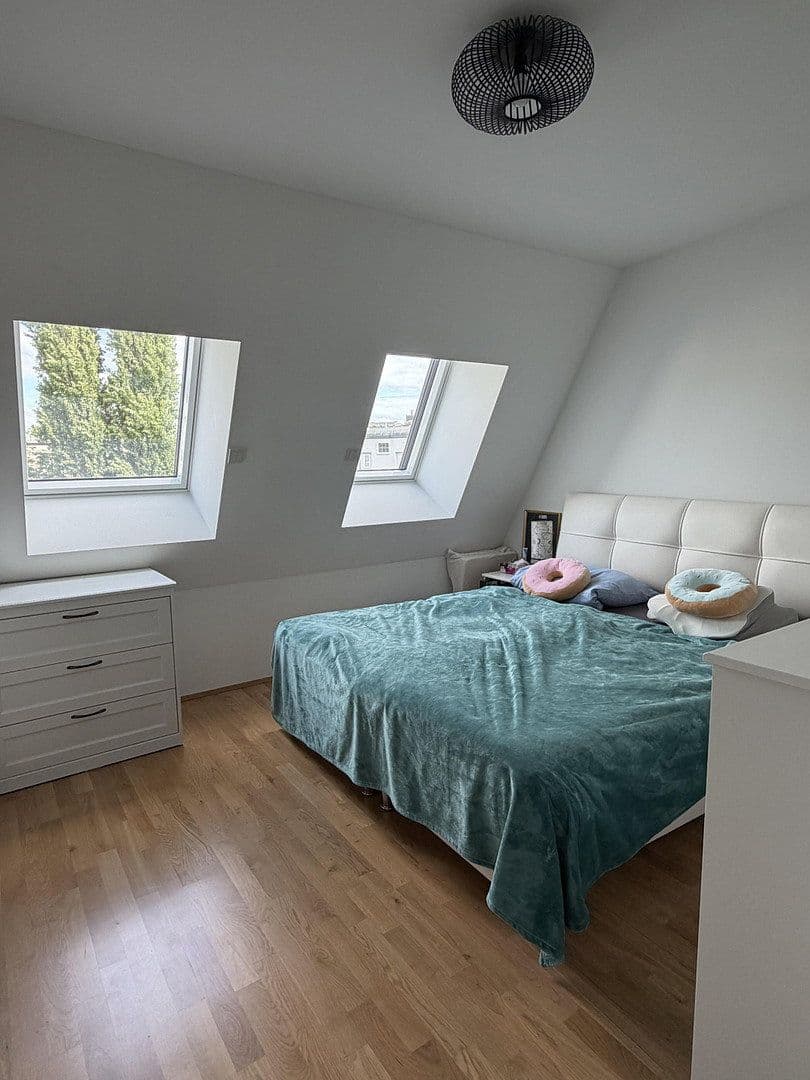 Predaj bytu 3-izbový 83 m², Fehrbelliner Str. 24, Berlin, Berlín Predaj bytu 3-izbový 83 m², Fehrbelliner Str. 24, Berlin, Berlín