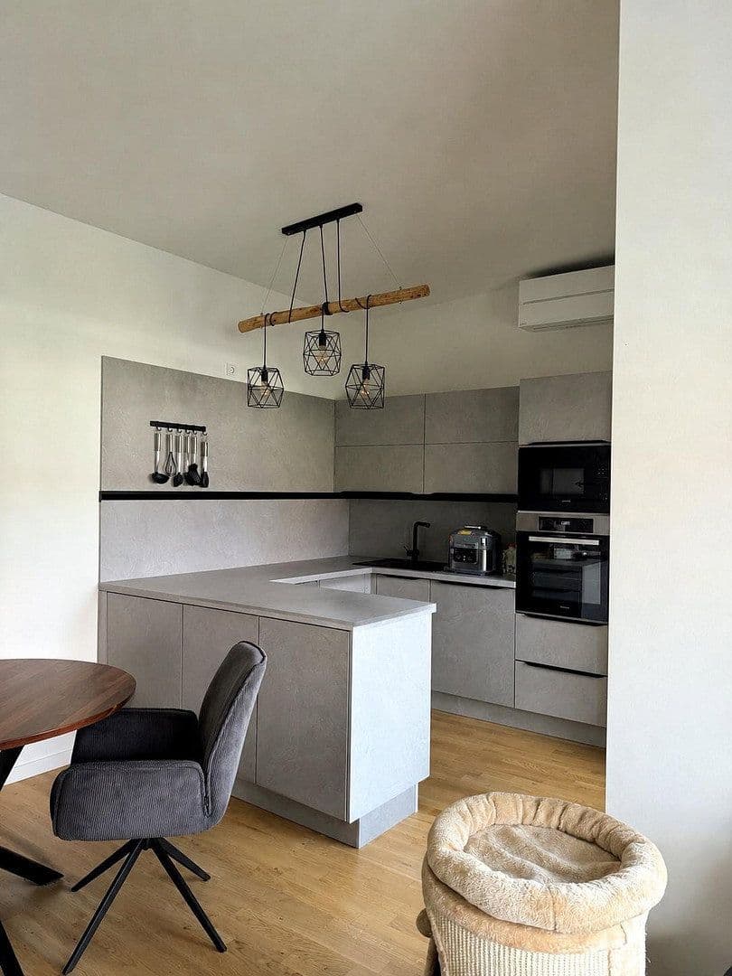 Predaj bytu 3-izbový 83 m², Fehrbelliner Str. 24, Berlin, Berlín Predaj bytu 3-izbový 83 m², Fehrbelliner Str. 24, Berlin, Berlín