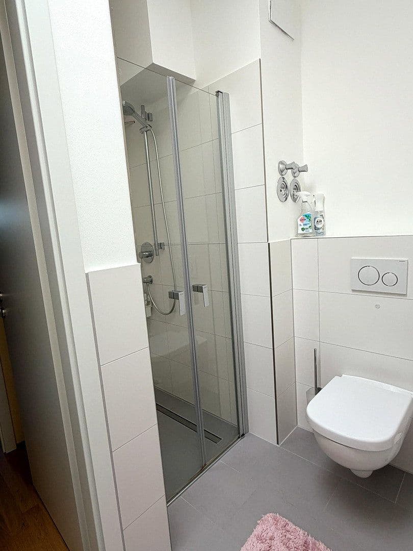 Predaj bytu 3-izbový 83 m², Fehrbelliner Str. 24, Berlin, Berlín Predaj bytu 3-izbový 83 m², Fehrbelliner Str. 24, Berlin, Berlín