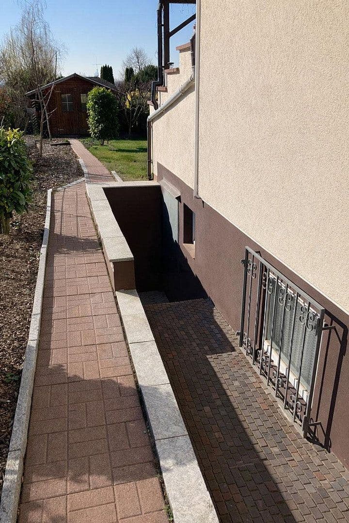 Predaj domu 150 m², pozemok 300 m², Wiesbaden, Hesensko Predaj domu 150 m², pozemok 300 m², Wiesbaden, Hesensko