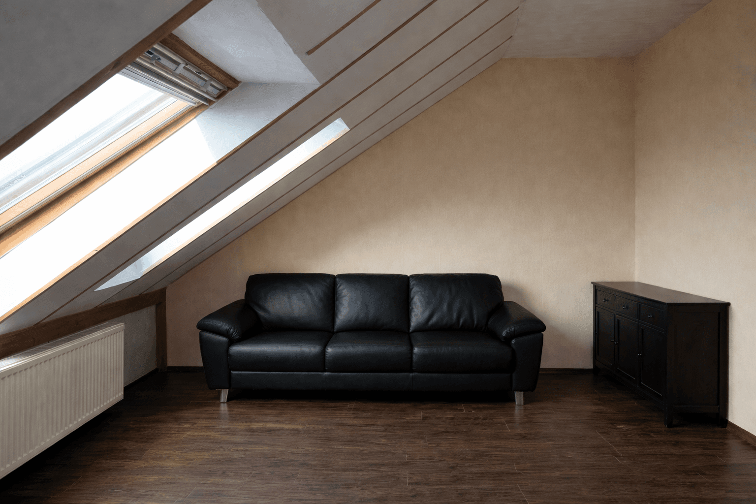 Predaj domu 150 m², pozemok 300 m², Wiesbaden, Hesensko Predaj domu 150 m², pozemok 300 m², Wiesbaden, Hesensko