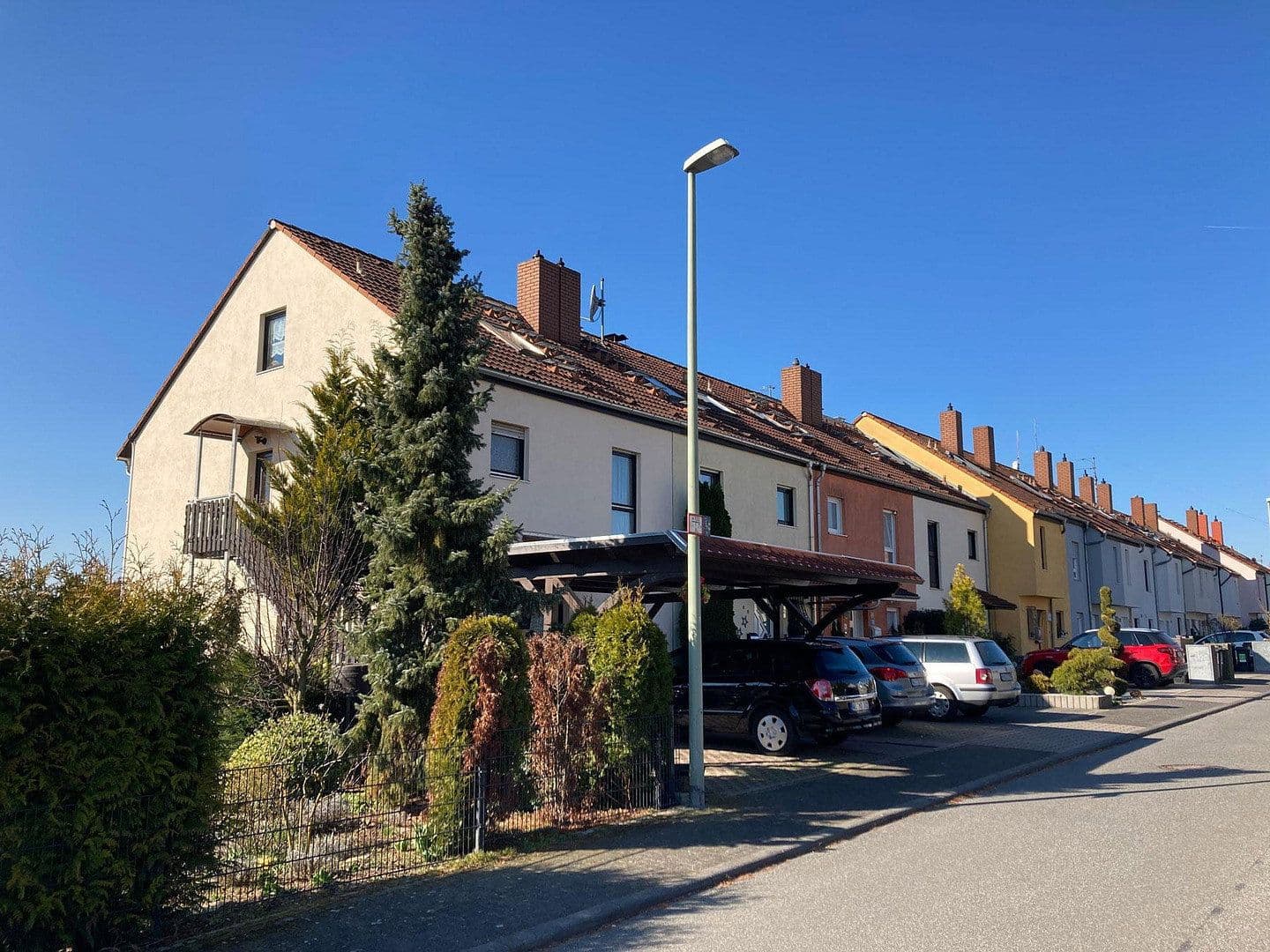 Predaj domu 150 m², pozemok 300 m², Wiesbaden, Hesensko Predaj domu 150 m², pozemok 300 m², Wiesbaden, Hesensko