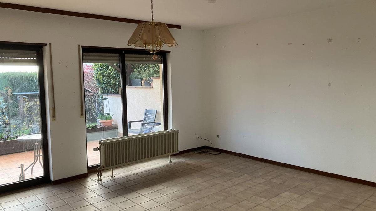 Predaj domu 150 m², pozemok 300 m², Wiesbaden, Hesensko Predaj domu 150 m², pozemok 300 m², Wiesbaden, Hesensko