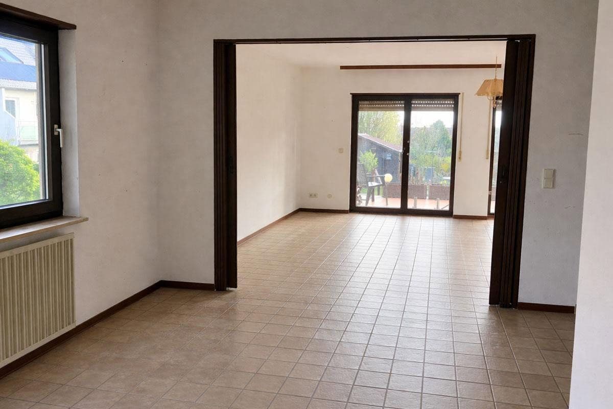 Predaj domu 150 m², pozemok 300 m², Wiesbaden, Hesensko Predaj domu 150 m², pozemok 300 m², Wiesbaden, Hesensko
