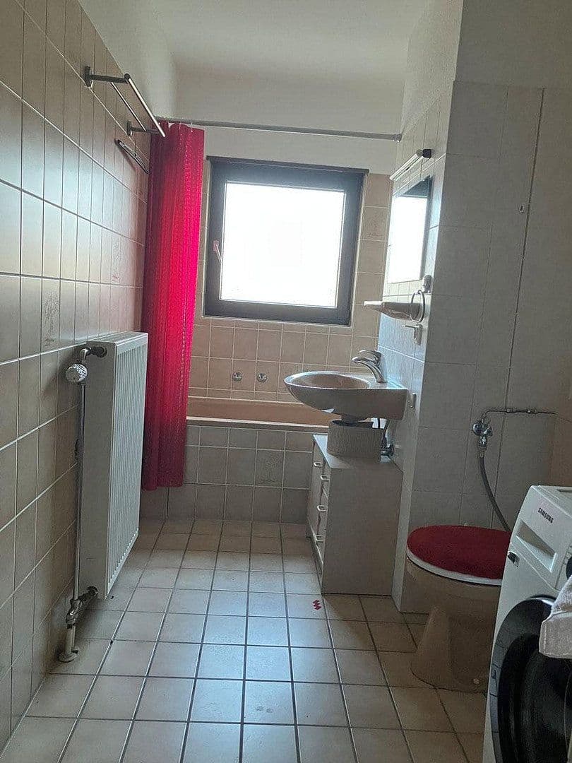 Predaj domu 150 m², pozemok 300 m², Wiesbaden, Hesensko Predaj domu 150 m², pozemok 300 m², Wiesbaden, Hesensko