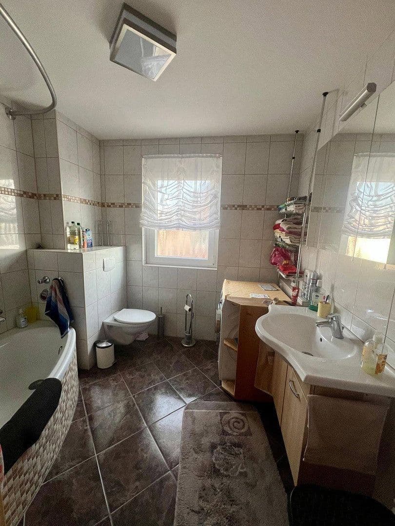 Predaj bytu 4-izbový 101 m², Germersheim, Porýnie-Falcko Predaj bytu 4-izbový 101 m², Germersheim, Porýnie-Falcko