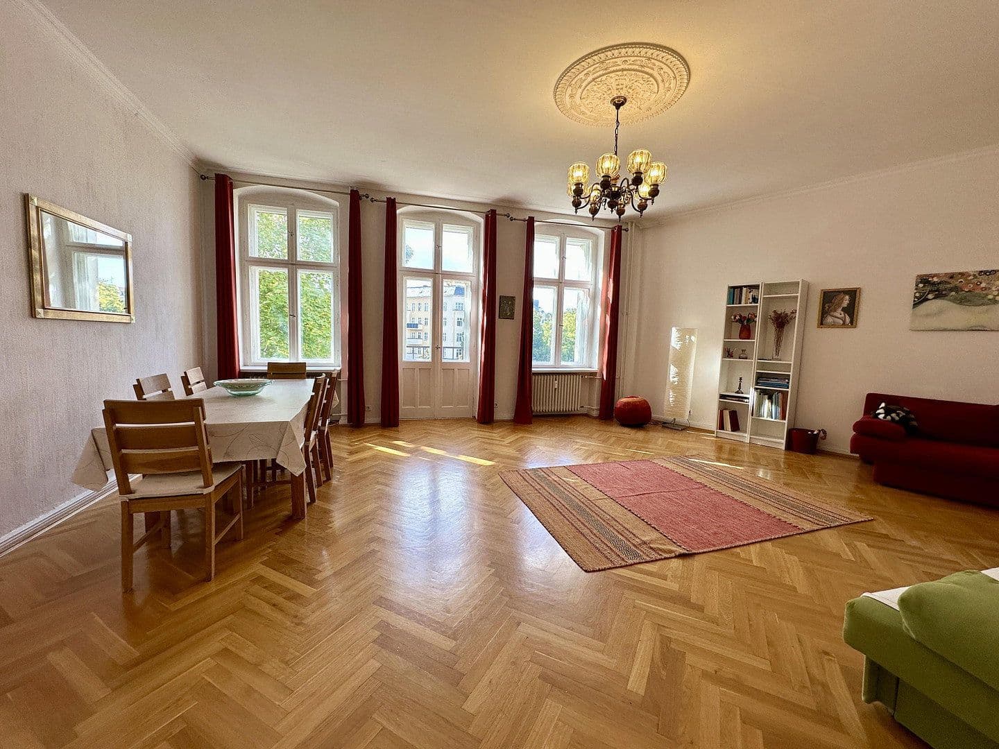 Prenájom bytu 3-izbový 110 m², Berlin, Berlín Prenájom bytu 3-izbový 110 m², Berlin, Berlín