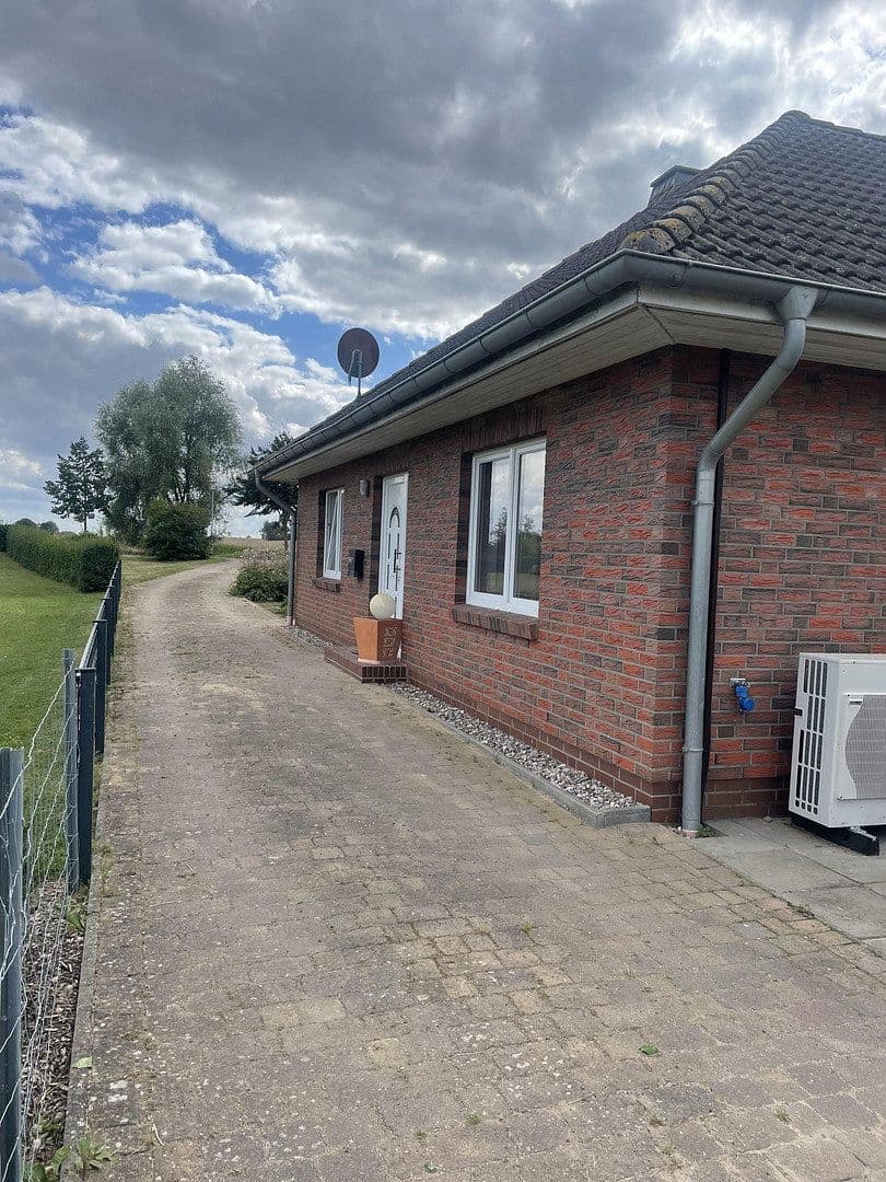 Predaj domu 98 m², pozemok 1.506 m², Elmenhorst, Meklenbursko-Predpomoransko Predaj domu 98 m², pozemok 1.506 m², Elmenhorst, Meklenbursko-Predpomoransko