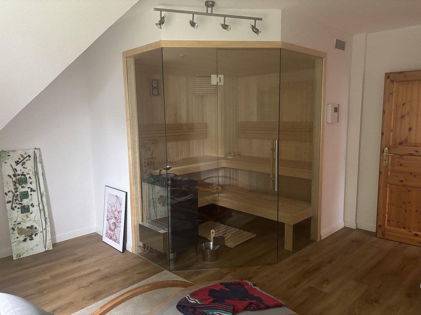 Predaj domu 293 m², pozemok 2.785 m², Lastrup, Dolné Sasko Predaj domu 293 m², pozemok 2.785 m², Lastrup, Dolné Sasko