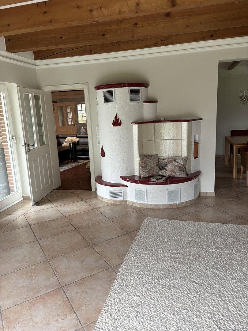 Predaj domu 293 m², pozemok 2.785 m², Lastrup, Dolné Sasko Predaj domu 293 m², pozemok 2.785 m², Lastrup, Dolné Sasko